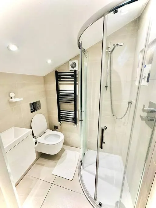 Luxurious 2 Bedroom Flat In Central London Apartment