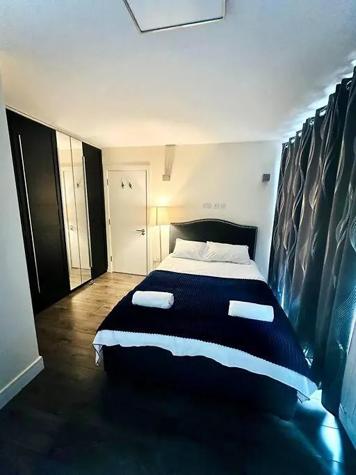 Luxurious 2 Bedroom Flat In Central London 0*,  United Kingdom
